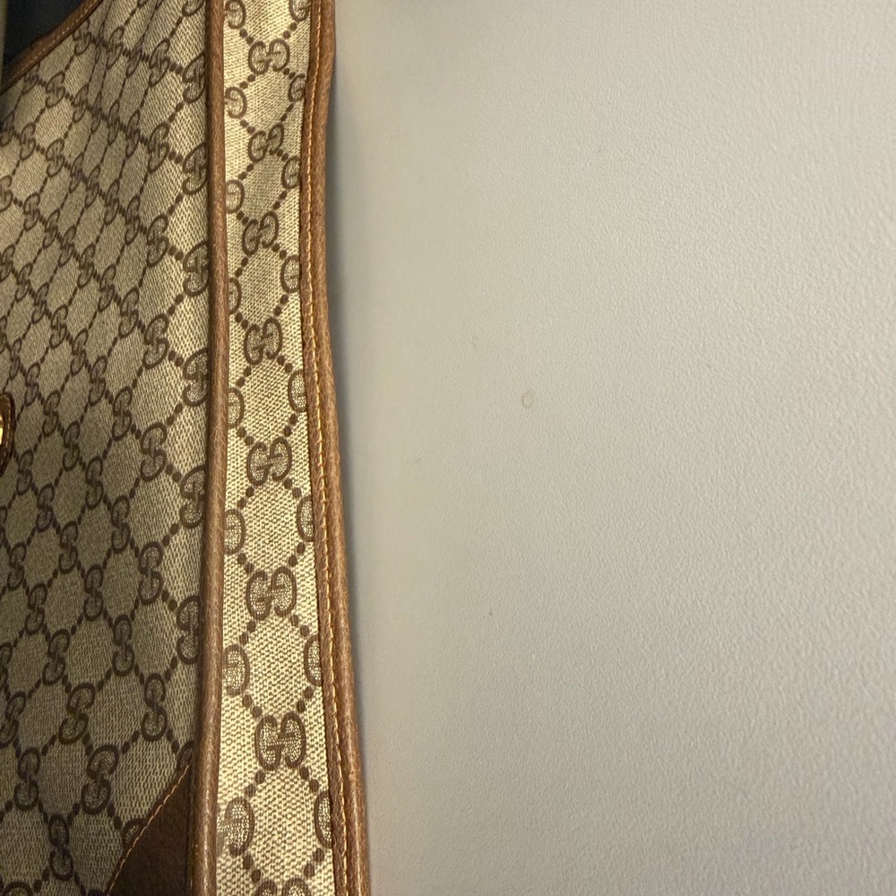 Vintage Gucci Beige and Brown GG Monogram Clutch - Picture 4 of 8